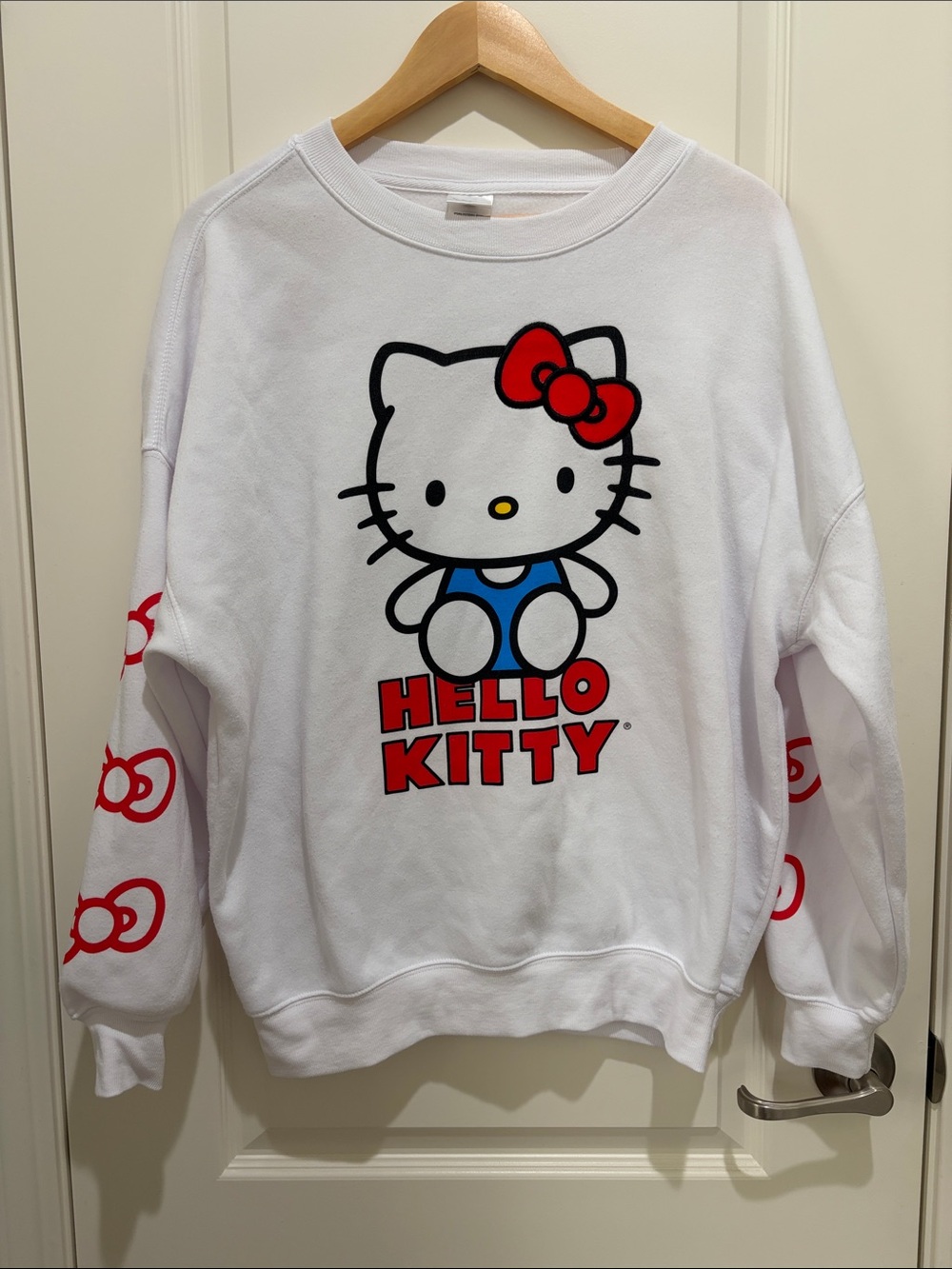 Hello Kitty White top